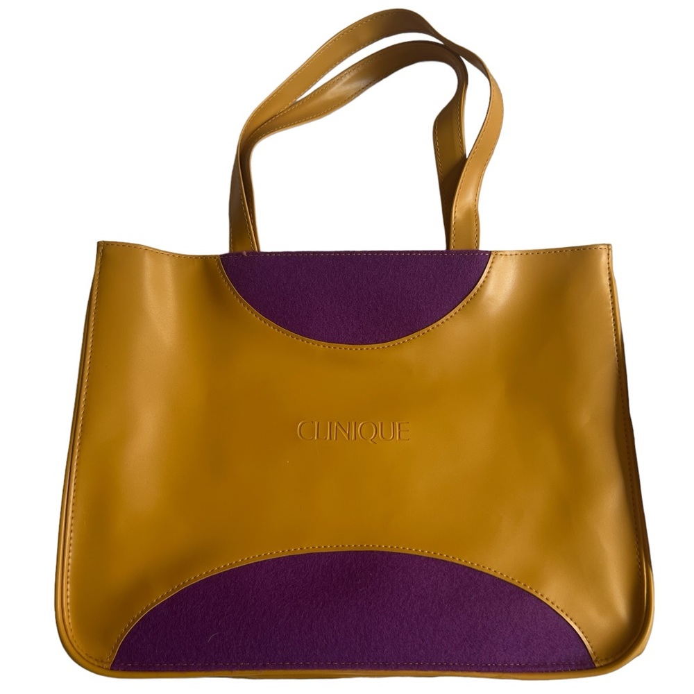 NWOT CLINIQUE Shoulder Bag